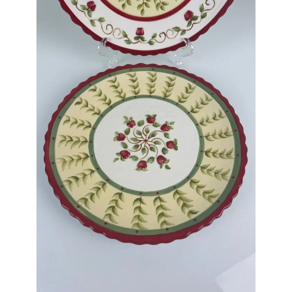 Giftcraft Raised Apple Plates Karla Dornacher Set of 2 8.5